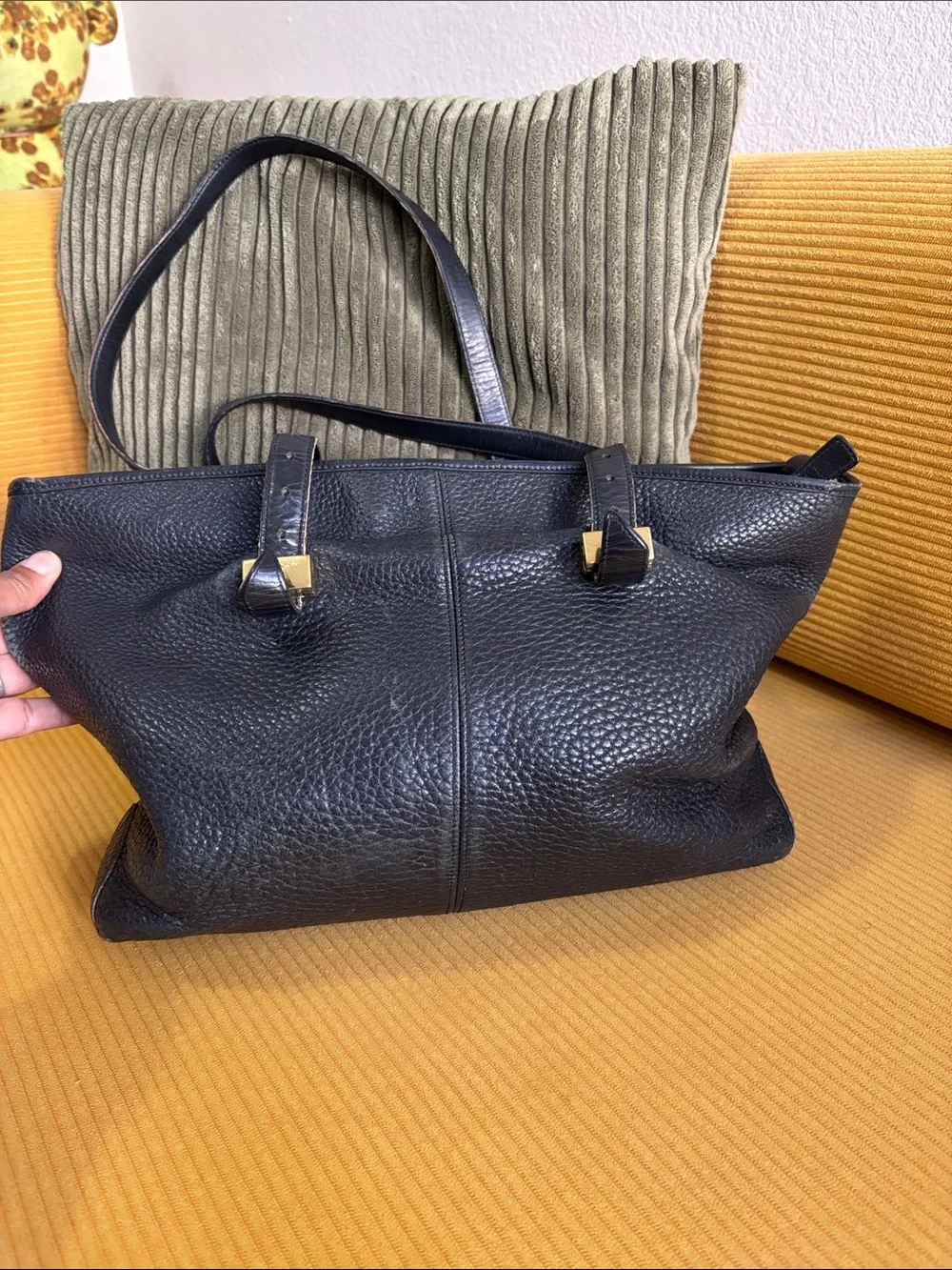Dooney & Bourke vintage pebble leather satchel black 90s DISTRESSED USED minimal